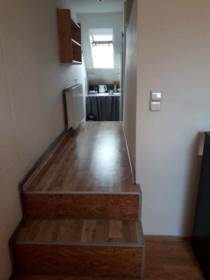 Podkrovni Apartman ออลอโมตซ์ ภายนอก รูปภาพ